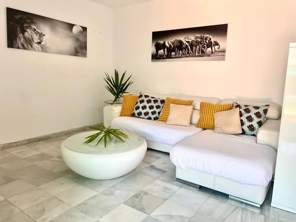 Сasa de vacaciones Casa en Puerto Sherry con piscina El Puerto de Santa María España